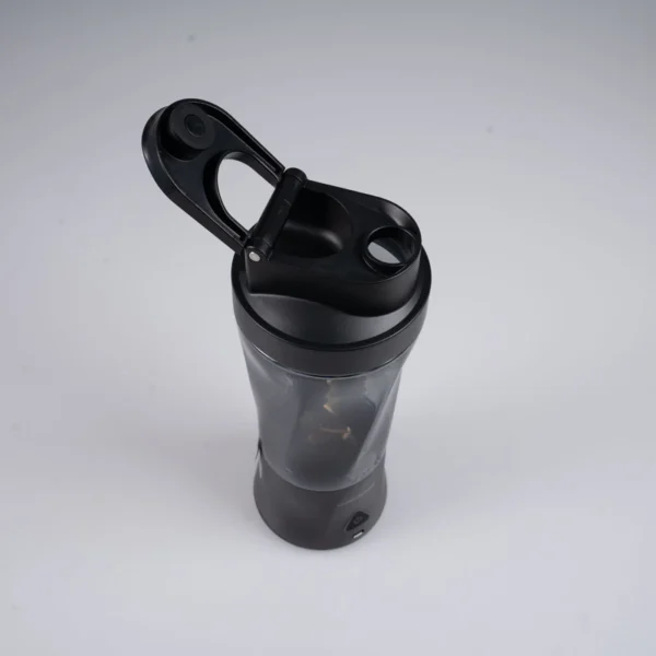 شیکر شارژی وگاترونیکس مدل VE-PB01 گنجایش 0.7 لیتر - Image 4